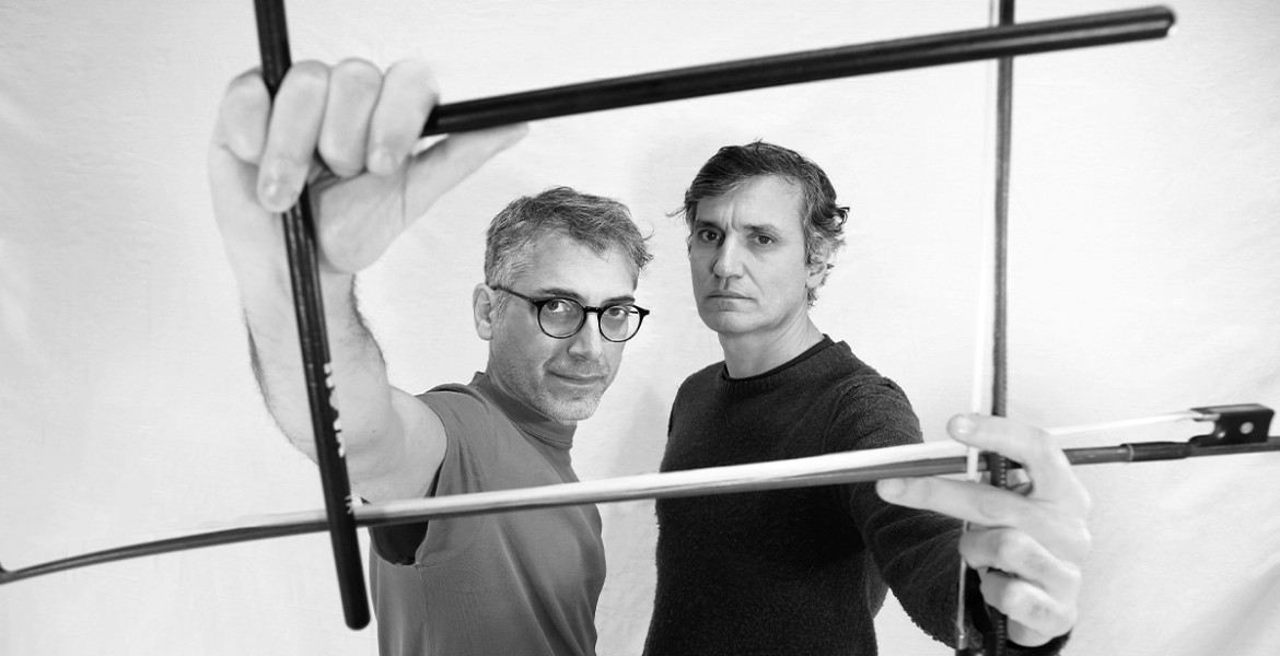 Lemonostifel - Jan Van & Fotis Siotas