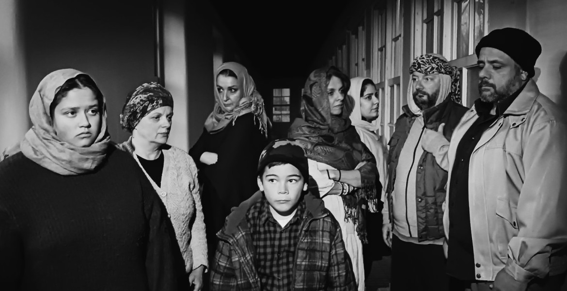 ΜΕΤΑΝΑΑΑΑΣΤΕΣ ή Είμαστε πάρα πολλοί πάνω σ’αυτήν τη βάρκα