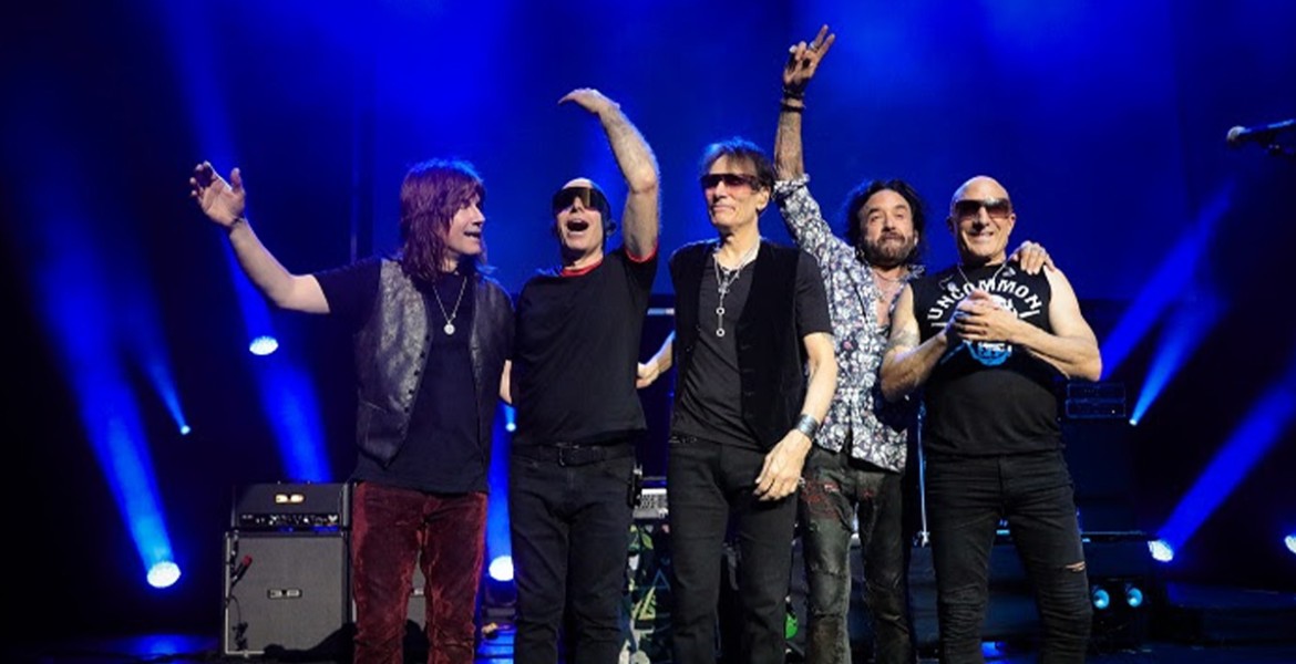 Satchvai Band feat. Joe Satriani & Steve Vai