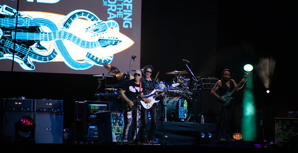 Satchvai Band – Surfing With The Hydra | Review