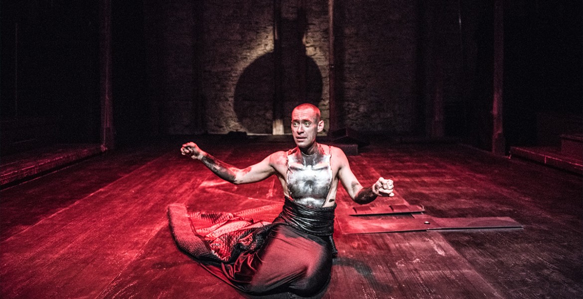 Αιαυτός του Δημήτρη Δημητριάδη