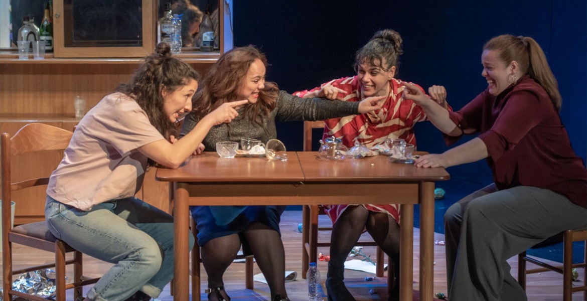 Με δύvαμη από τηv Κηφισιά