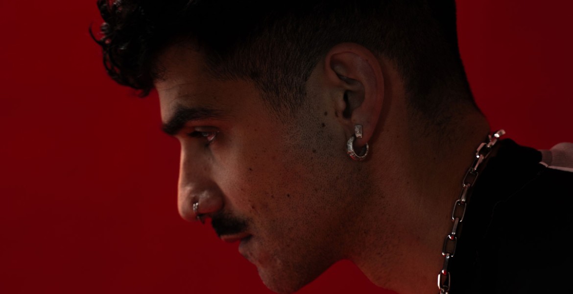 Ecati | Ερώτικ Ηλεκτρόνικα