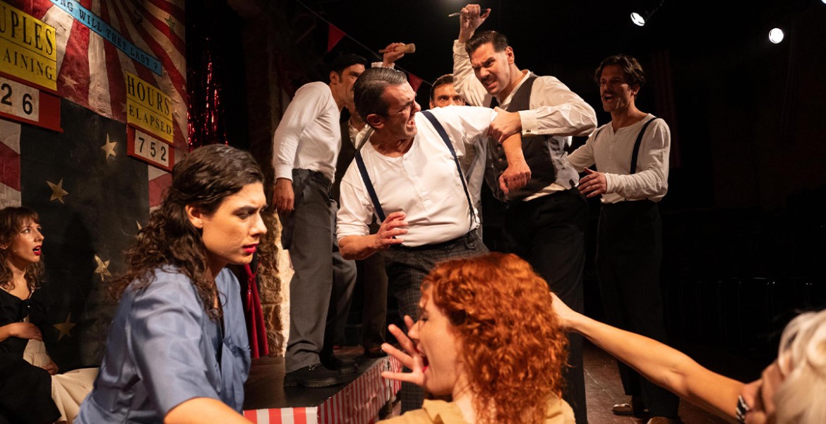 Σκοτώνουν Τα Άλογα Όταν Γεράσουν