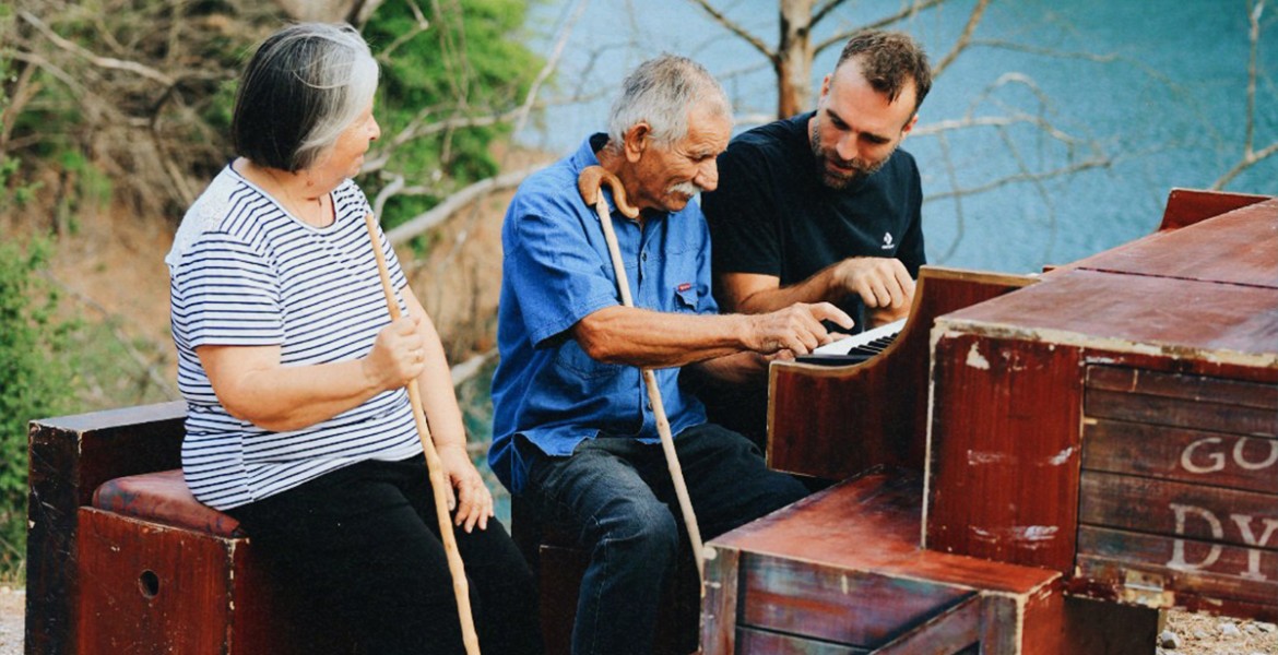 L E M O N στο Π Λ Υ Φ Α