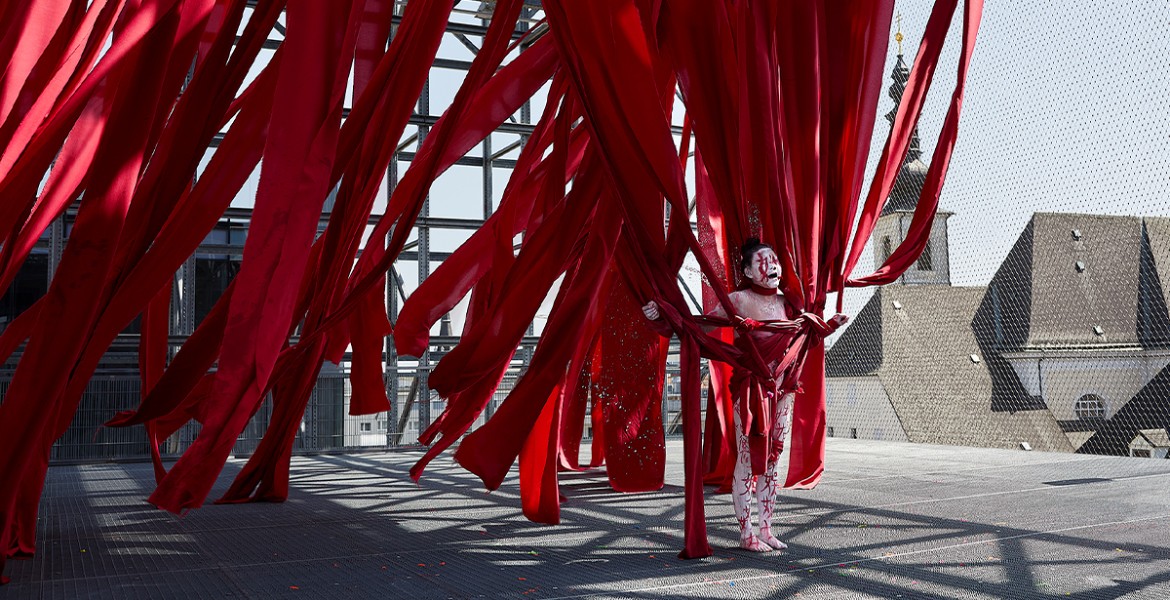 怀旧 - Holding the Past