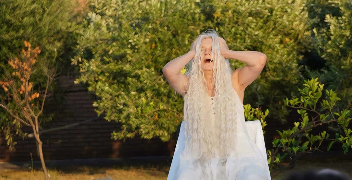 Ουρανός απ' άλλους τόπους – ρόδα στο Μαντήλι