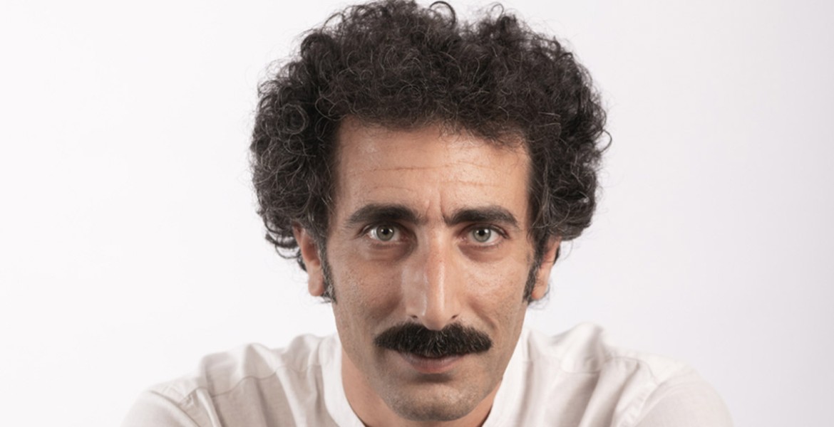 Ο Γιάννης Διονυσίου στην Μπουάτ Απανεμιά