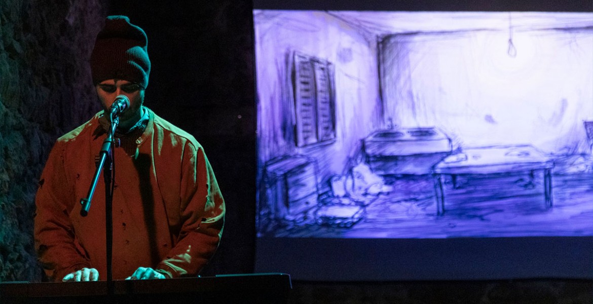 Δάκρυ στο Φίδι