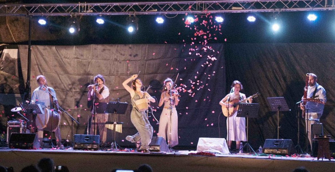 Alcedo Folk Band | Τα Λουλούδια Μαρτυρούν