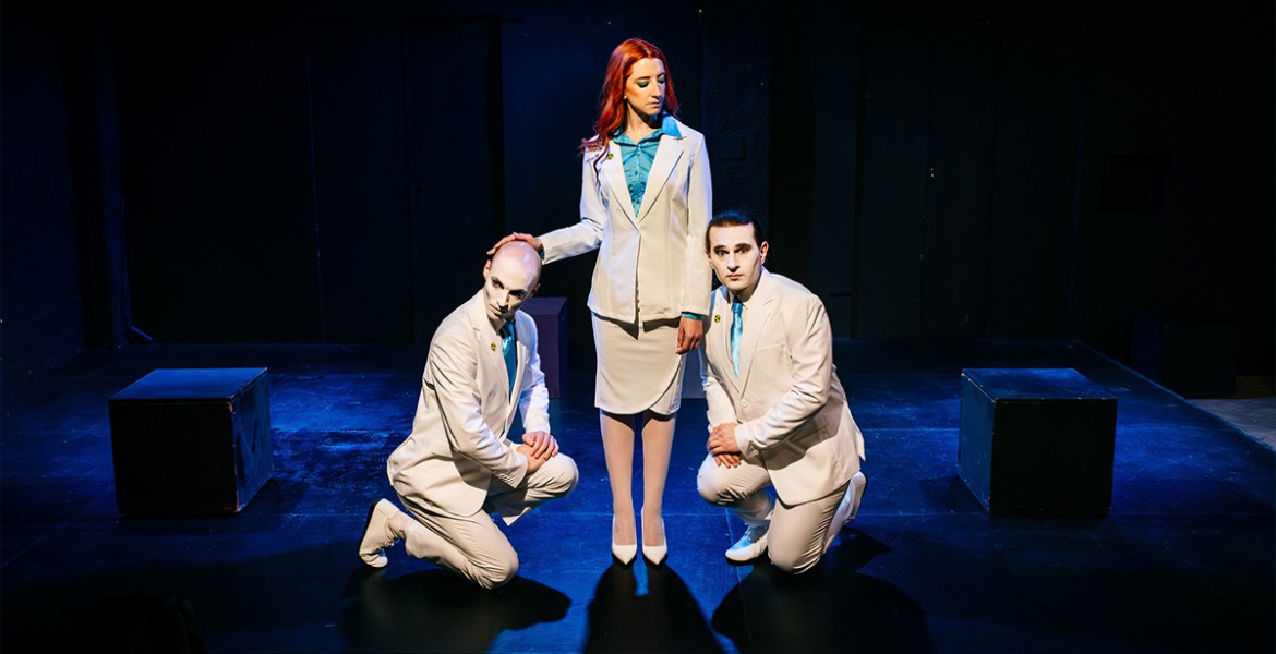 Δολοφόνοι, εσείς είστε το νέο Άουσβιτς