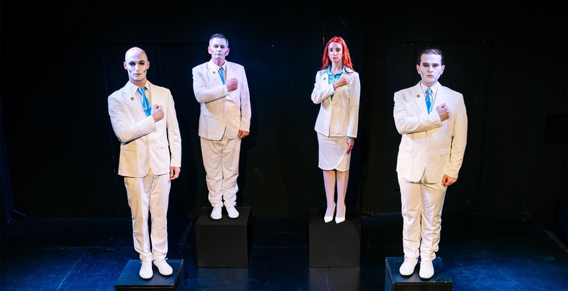 Δολοφόνοι, εσείς είστε το νέο Άουσβιτς