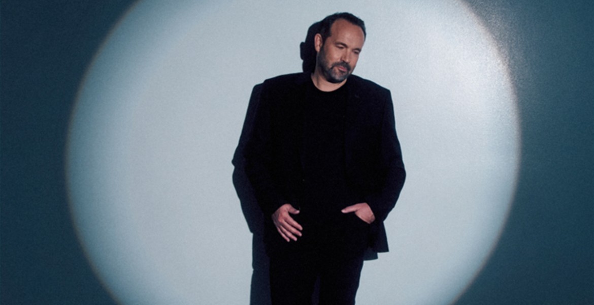 Κώστας Μακεδόνας | Τραμπάλα