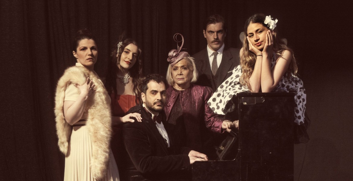 Αττίκ, μια ζωή χειροκρότημα