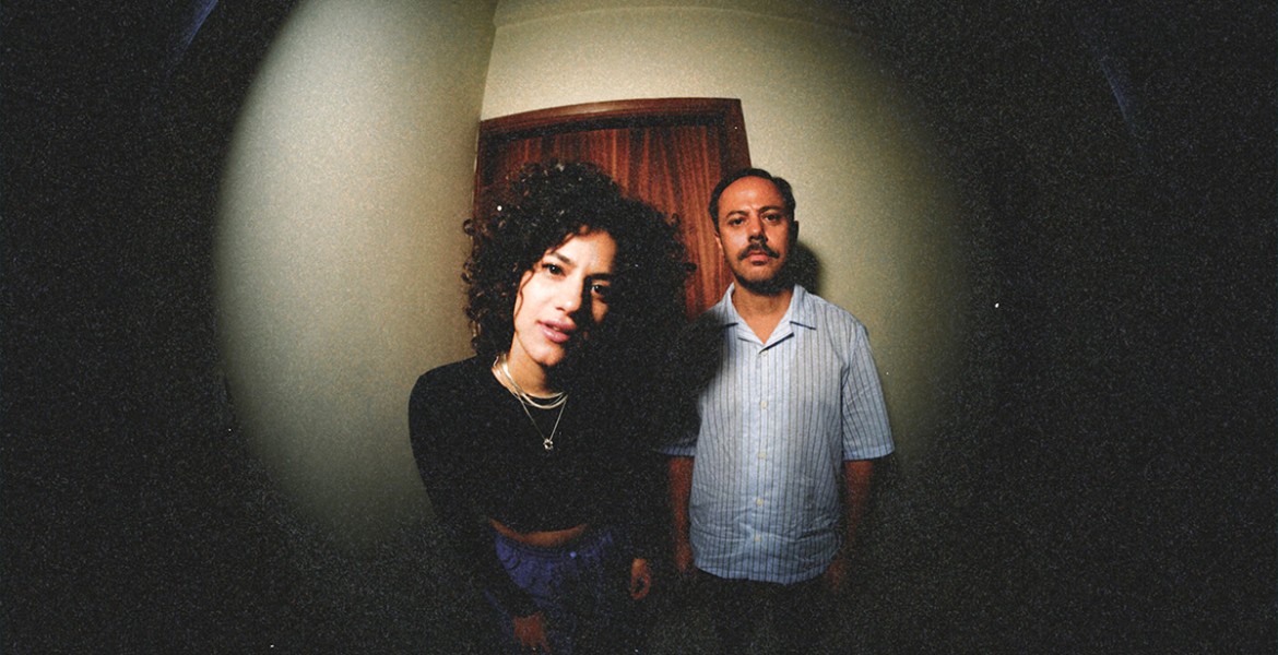 Μυρτώ Βασιλείου | Ακούς τι λένε;