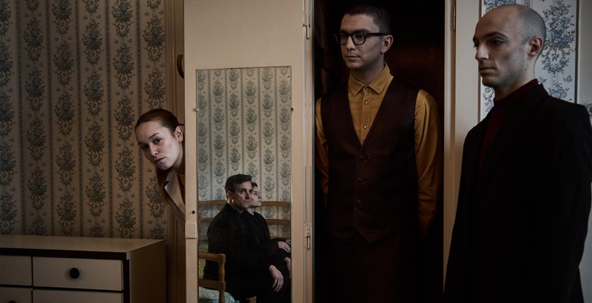 Ο Παρείσακτος