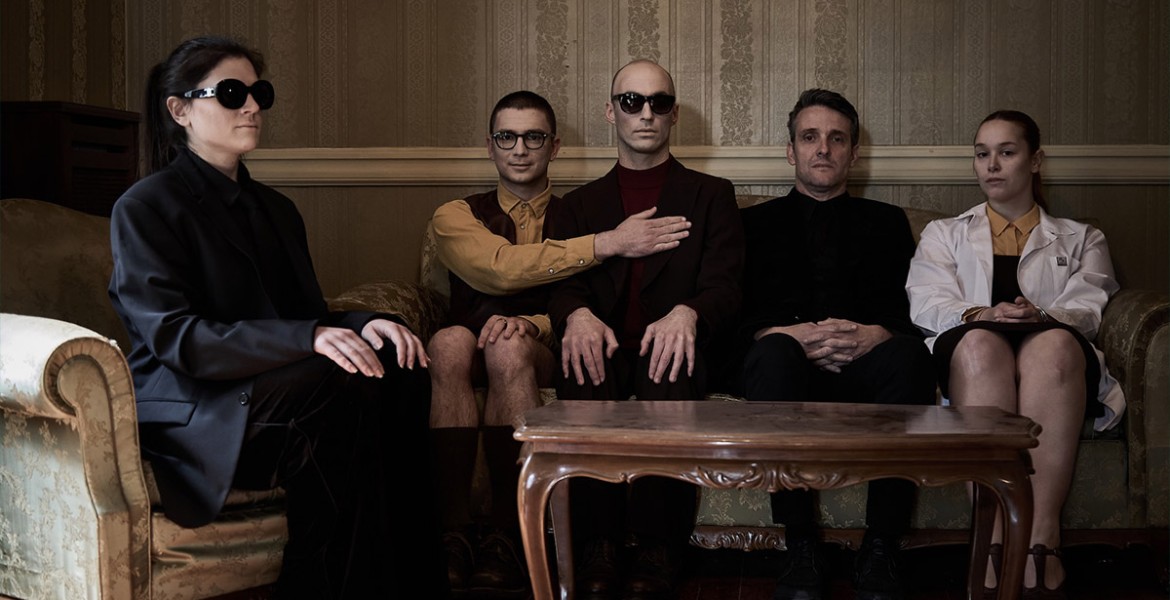 Ο Παρείσακτος