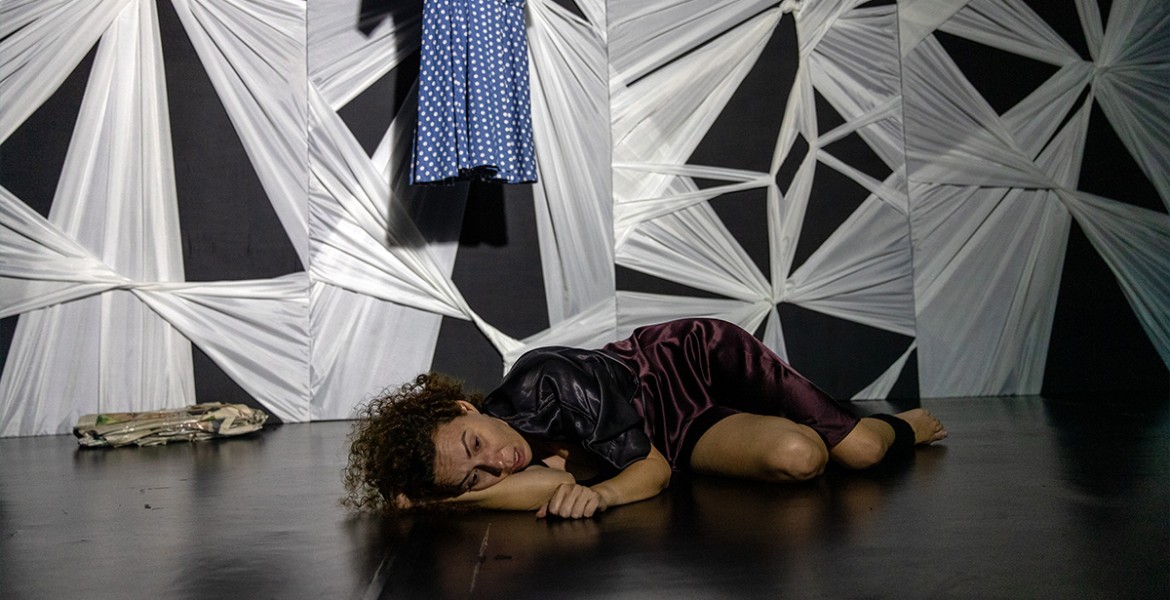 Δεκαοχτώ Ενάτου