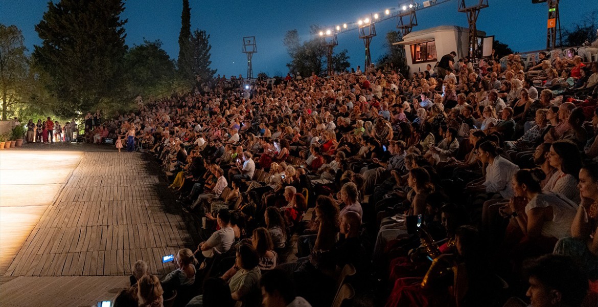 Η Αθήνα χόρεψε στους ρυθμούς του κόσμου