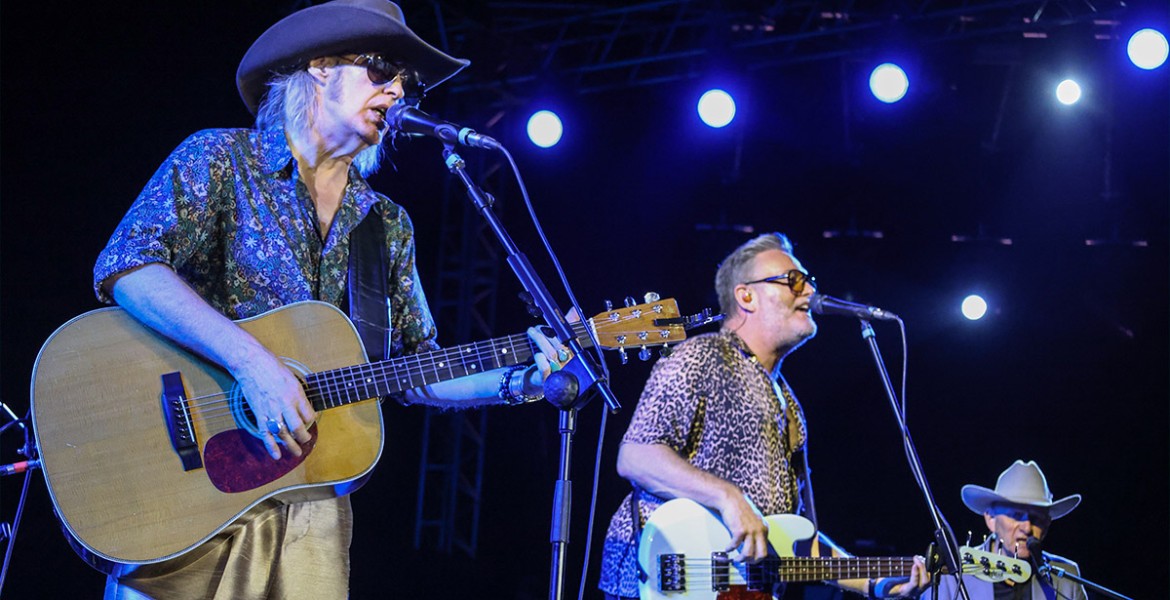 Οι The Waterboys μάγεψαν το κοινό